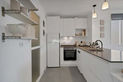 3982-694909-78d1f4f8b6655591b02d22fabb36a692d