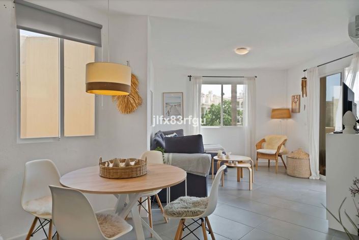 Image No.7-2 Bed Apartment for sale