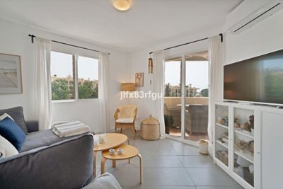 3982-694909-78d1f4f8b6655591b02d22fabb36a692d