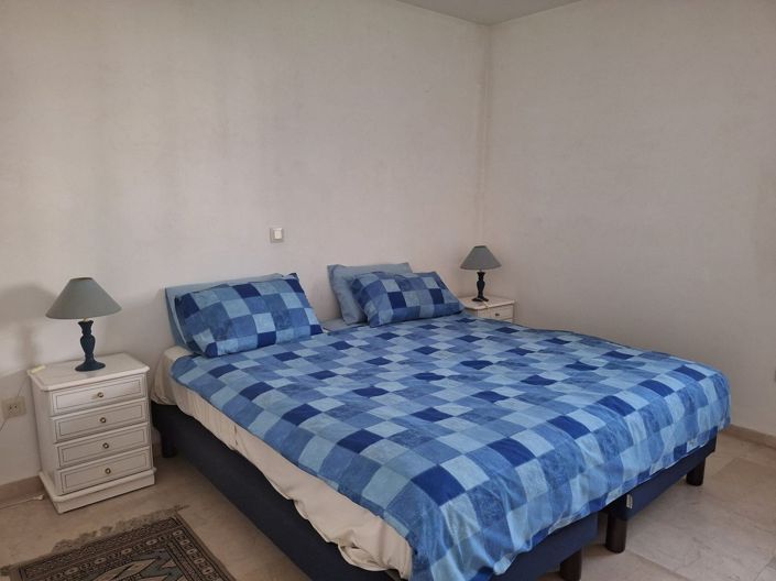 Image No.10-2 Bed Townhouse for sale