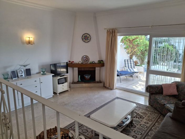 Image No.6-2 Bed Townhouse for sale