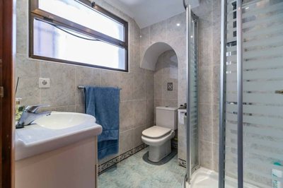 3982-741722-78d1f4f8b6655591b02d22fabb36a692d