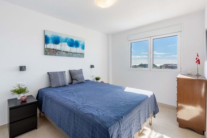 Image No.6-3 Bed Apartment for sale