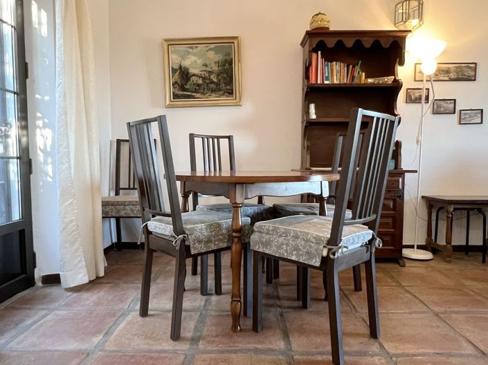 Image No.7-2 Bed Townhouse for sale