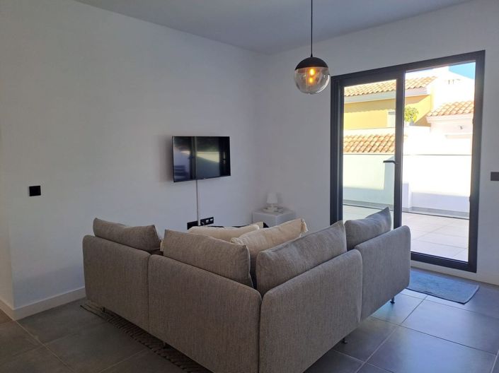 Image No.10-2 Bed Apartment for sale