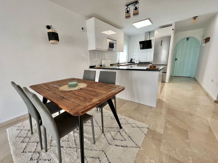 Image No.10-2 Bed Apartment for sale