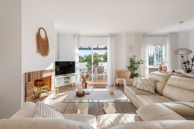 3982-750075-78d1f4f8b6655591b02d22fabb36a692d