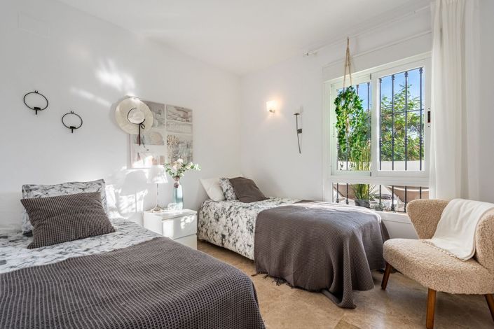 Image No.8-3 Bed Apartment for sale