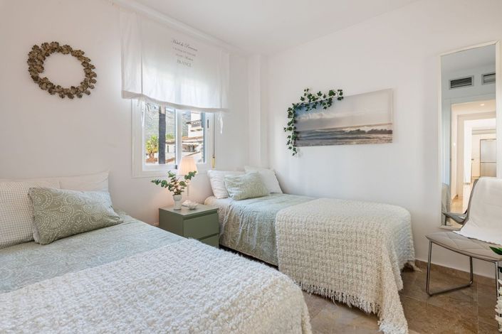 Image No.9-3 Bed Apartment for sale