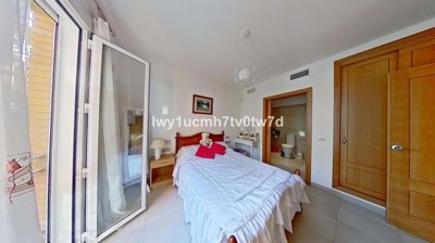 3982-751185-78d1f4f8b6655591b02d22fabb36a692d