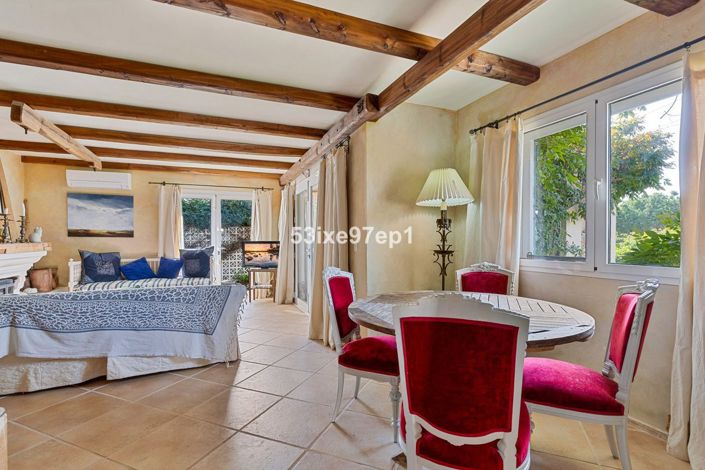 Image No.7-Villa de 2 chambres à vendre à Mijas