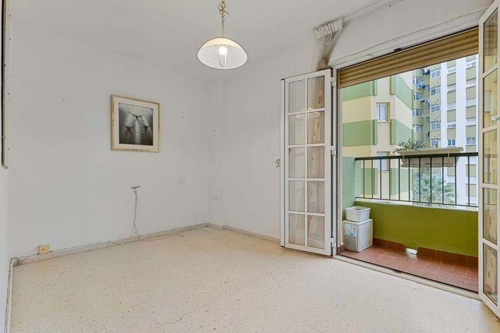 Image No.5-3 Bed Apartment for sale