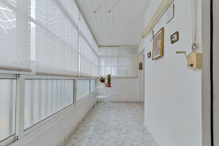 Image No.8-3 Bed Apartment for sale