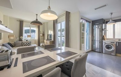 3982-761028-78d1f4f8b6655591b02d22fabb36a692d