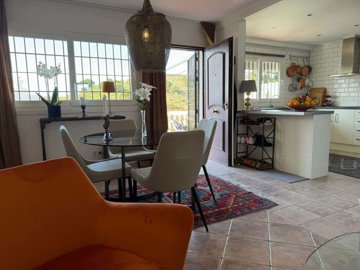 3982-780061-78d1f4f8b6655591b02d22fabb36a692d