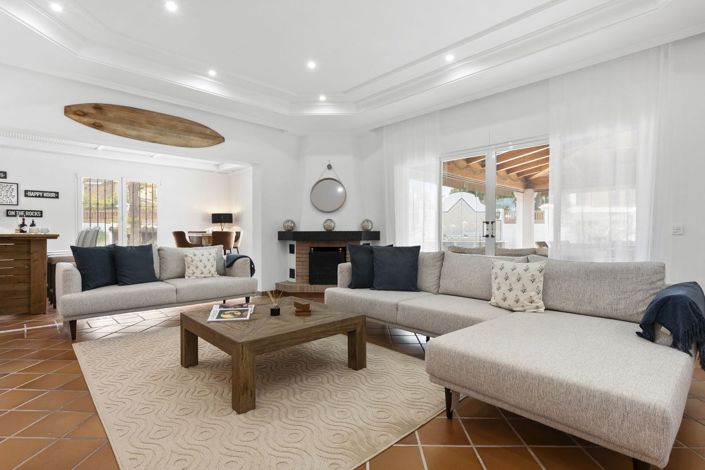 Image No.6-5 Bed Villa for sale