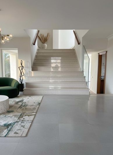 Image No.5-8 Bed Villa for sale