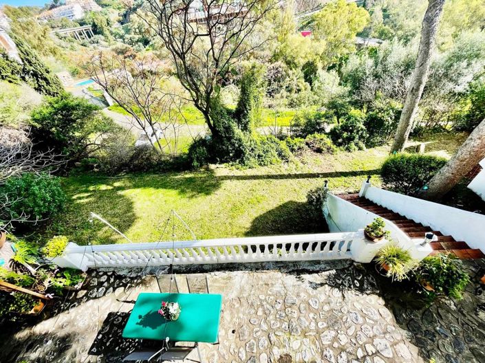 Image No.4-2 Bed Townhouse for sale