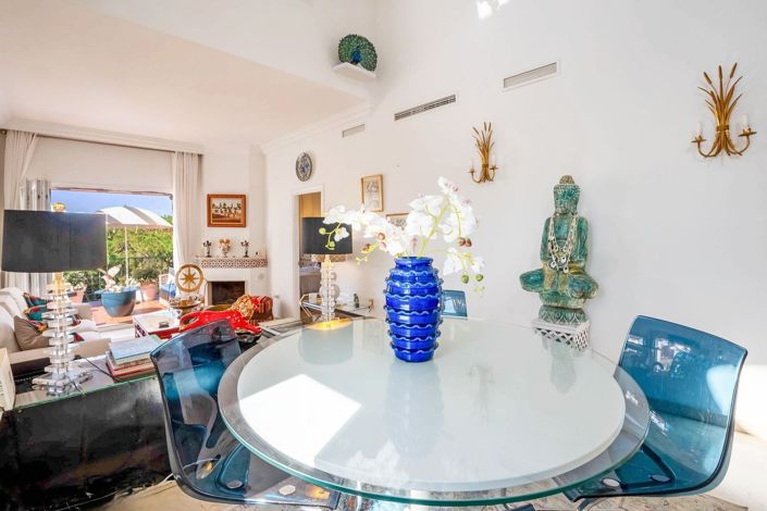 Image No.10-3 Bed Apartment for sale