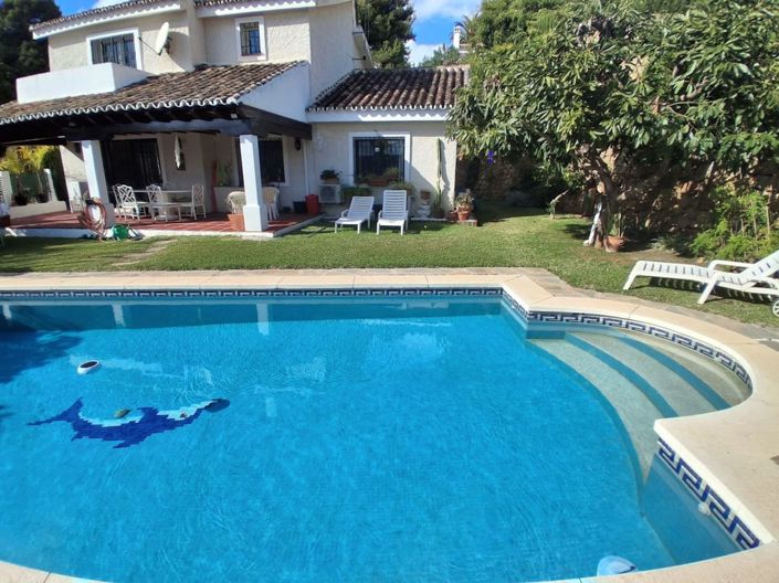 Image No.3-4 Bed Villa for sale