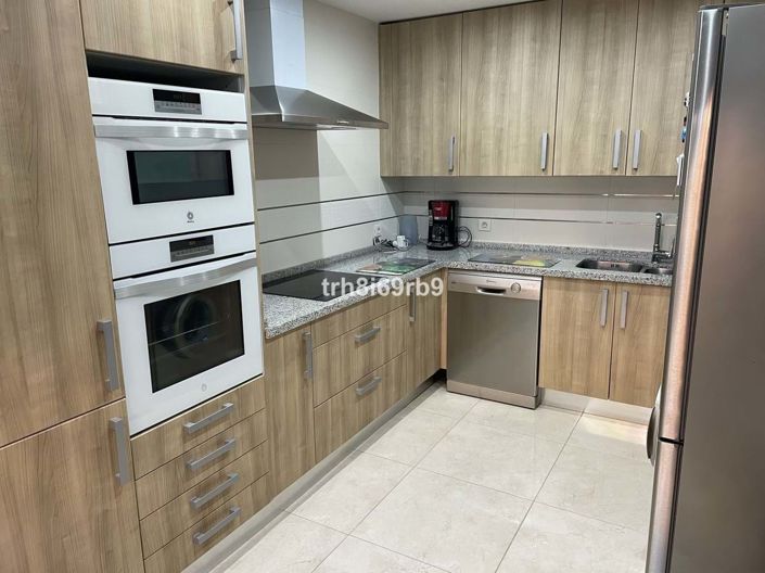 Image No.2-3 Bed Villa for sale