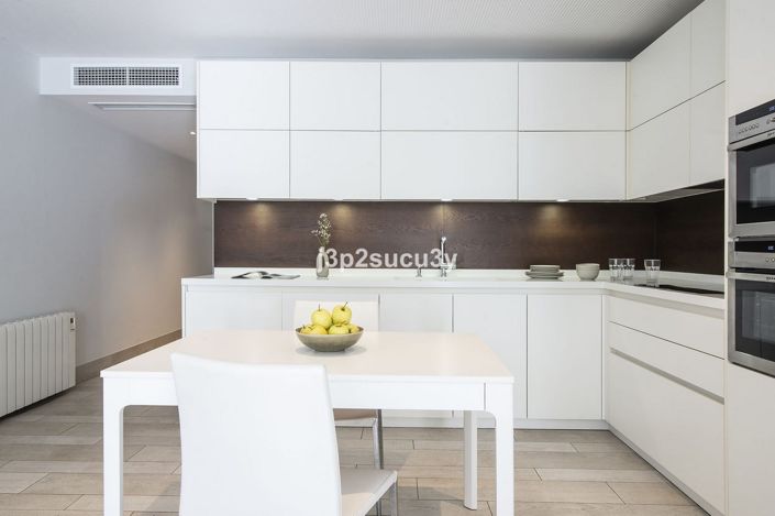 Image No.3-3 Bed Apartment for sale