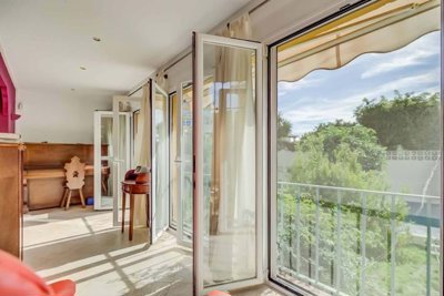 3982-792927-78d1f4f8b6655591b02d22fabb36a692d