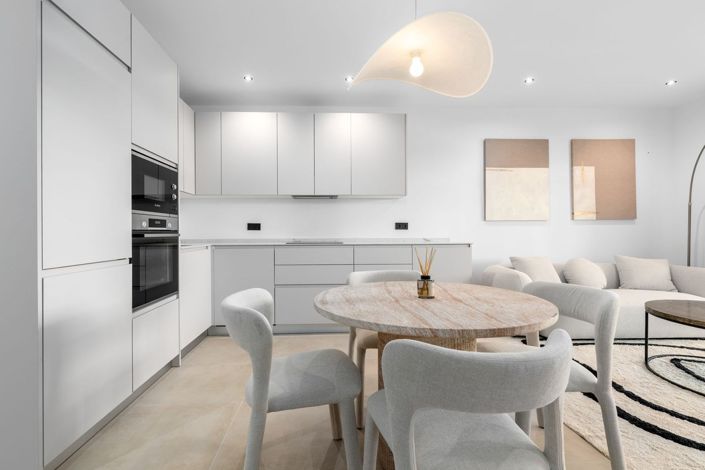 Image No.3-3 Bed Apartment for sale