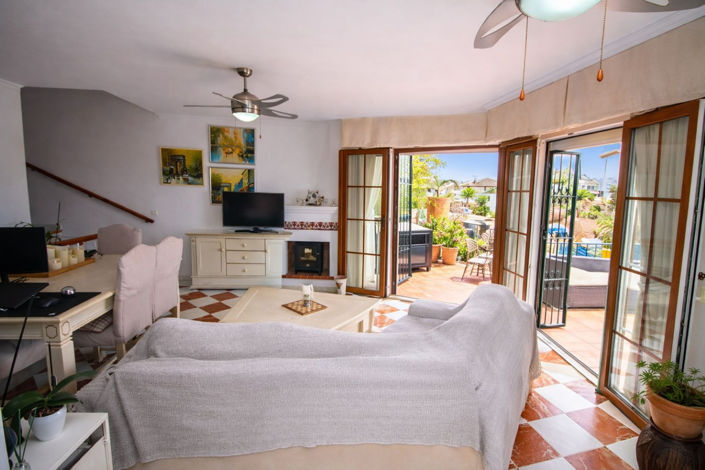 Image No.4-2 Bed Townhouse for sale