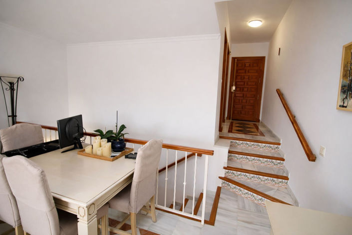 Image No.6-2 Bed Townhouse for sale