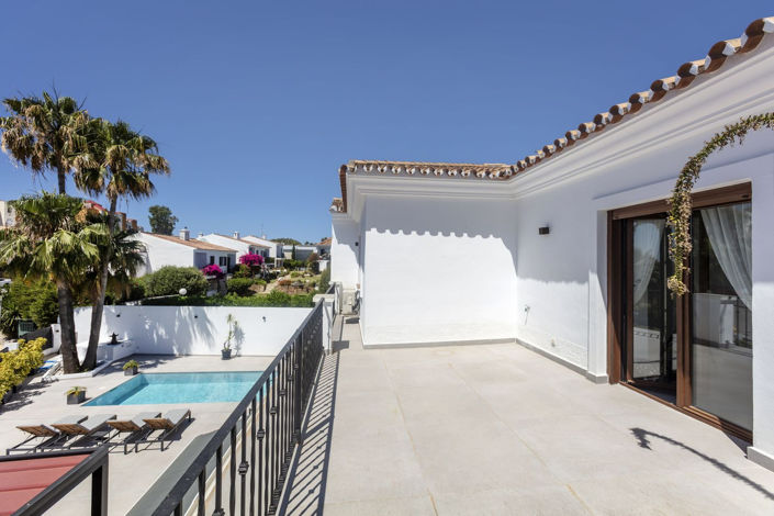 Image No.6-6 Bed Villa for sale