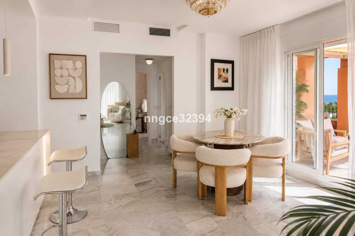 Image No.8-Appartement de 2 chambres à vendre à Estepona