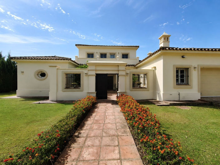 Image No.3-Villa de 5 chambres à vendre à Sotogrande playa