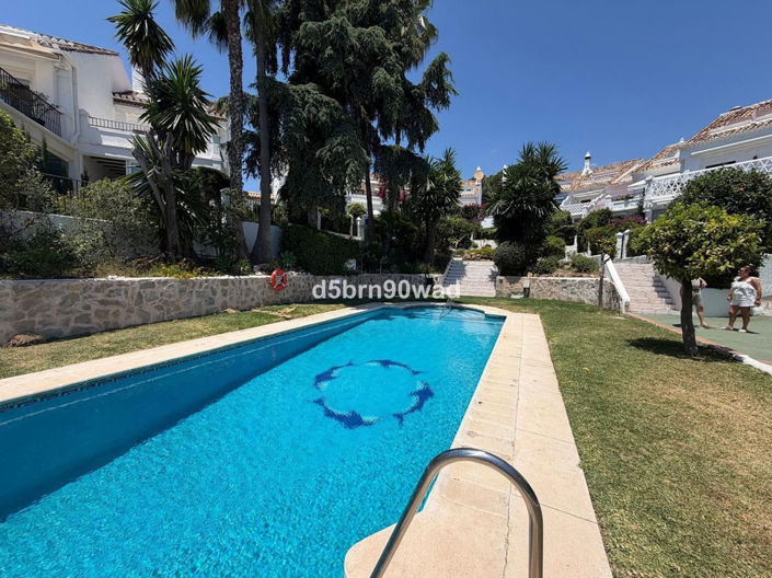 Image No.2-Maison de ville de 3 chambres à vendre à Marbella