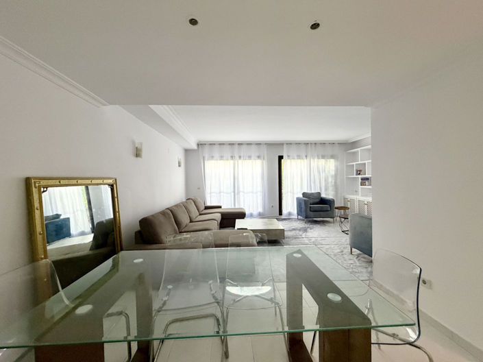 Image No.5-3 Bed Townhouse for sale
