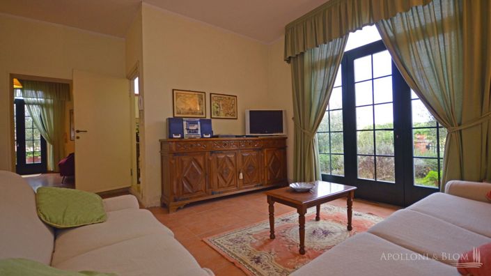 Image No.24-4 Bed Apartment for sale