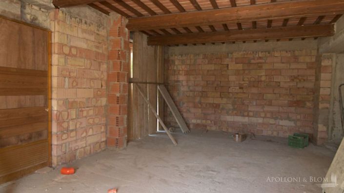 Image No.11-5 Bed Apartment for sale