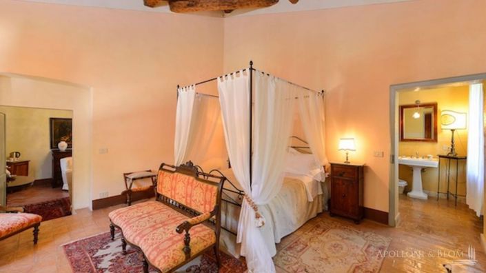 Image No.14-16 Bed Apartment for sale