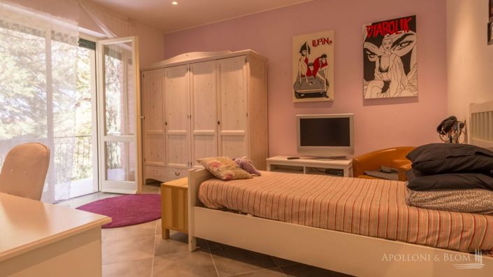 Image No.17-4 Bed Apartment for sale