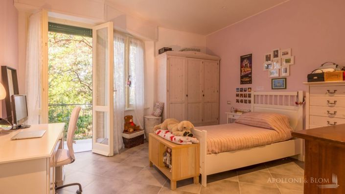 Image No.20-4 Bed Apartment for sale