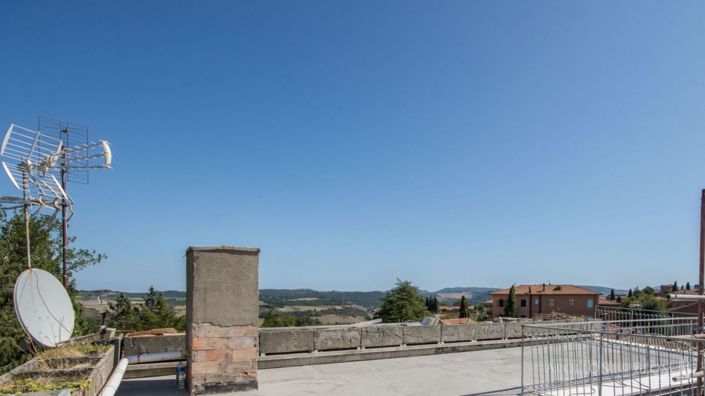 Image No.22-4 Bed Apartment for sale