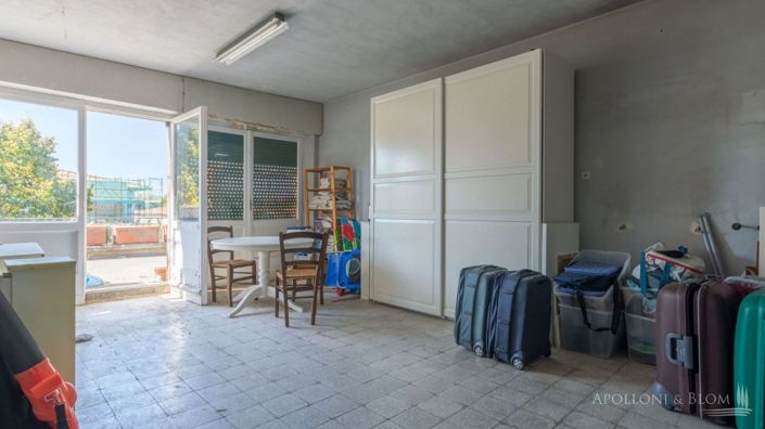 Image No.25-4 Bed Apartment for sale