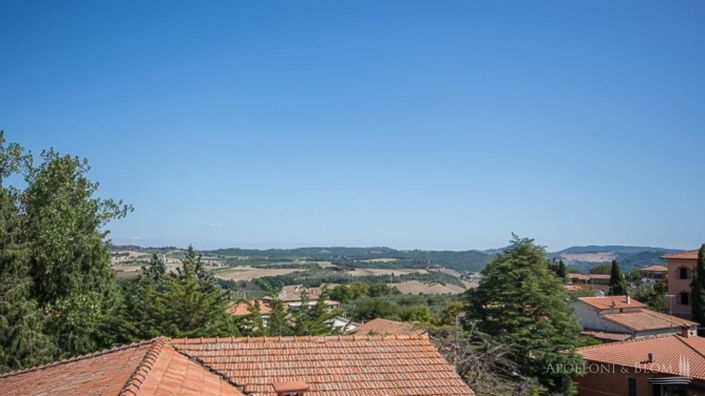 Image No.26-4 Bed Apartment for sale