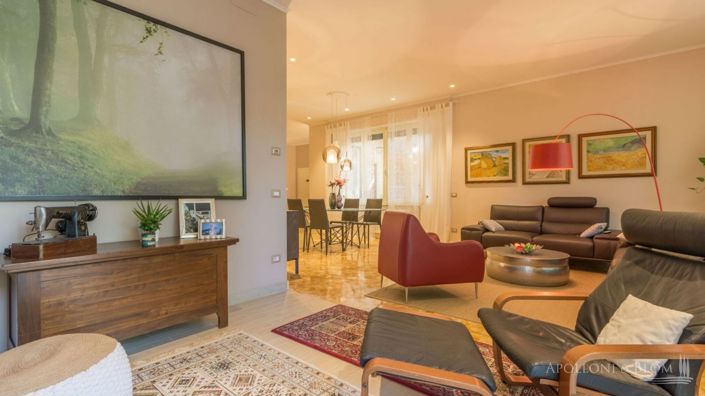 Image No.8-4 Bed Apartment for sale