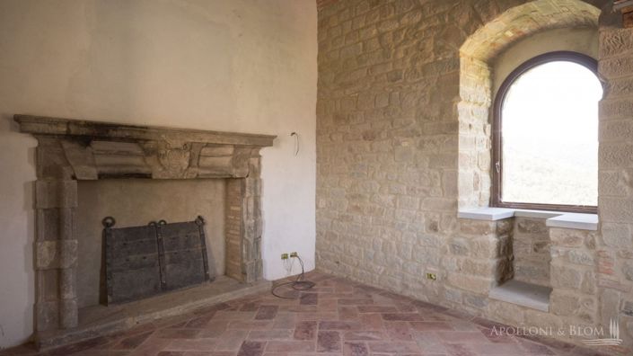 Image No.12-7 Bed Chateaux for sale