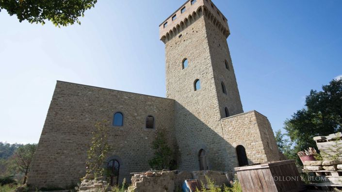 Image No.30-7 Bed Chateaux for sale