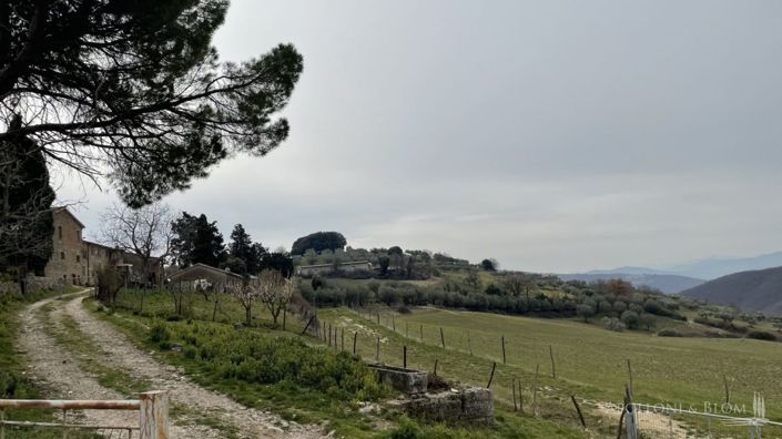 Image No.16-16 Bed Apartment for sale