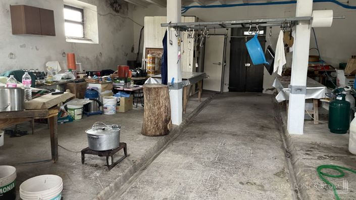 Image No.22-16 Bed Apartment for sale