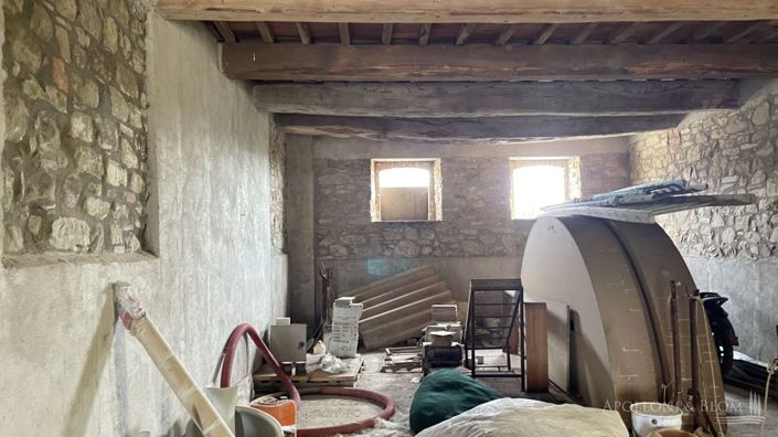 Image No.24-16 Bed Apartment for sale