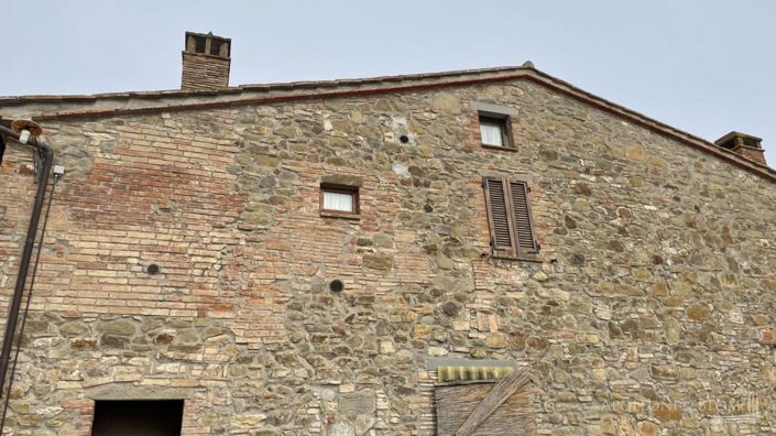 Image No.25-16 Bed Apartment for sale